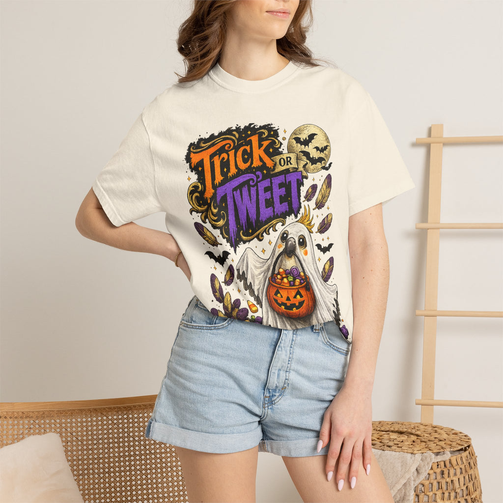 Trick or Tweet Ghost Bird Halloween T-Shirt | Funny Parrot & Bird Lover Tee