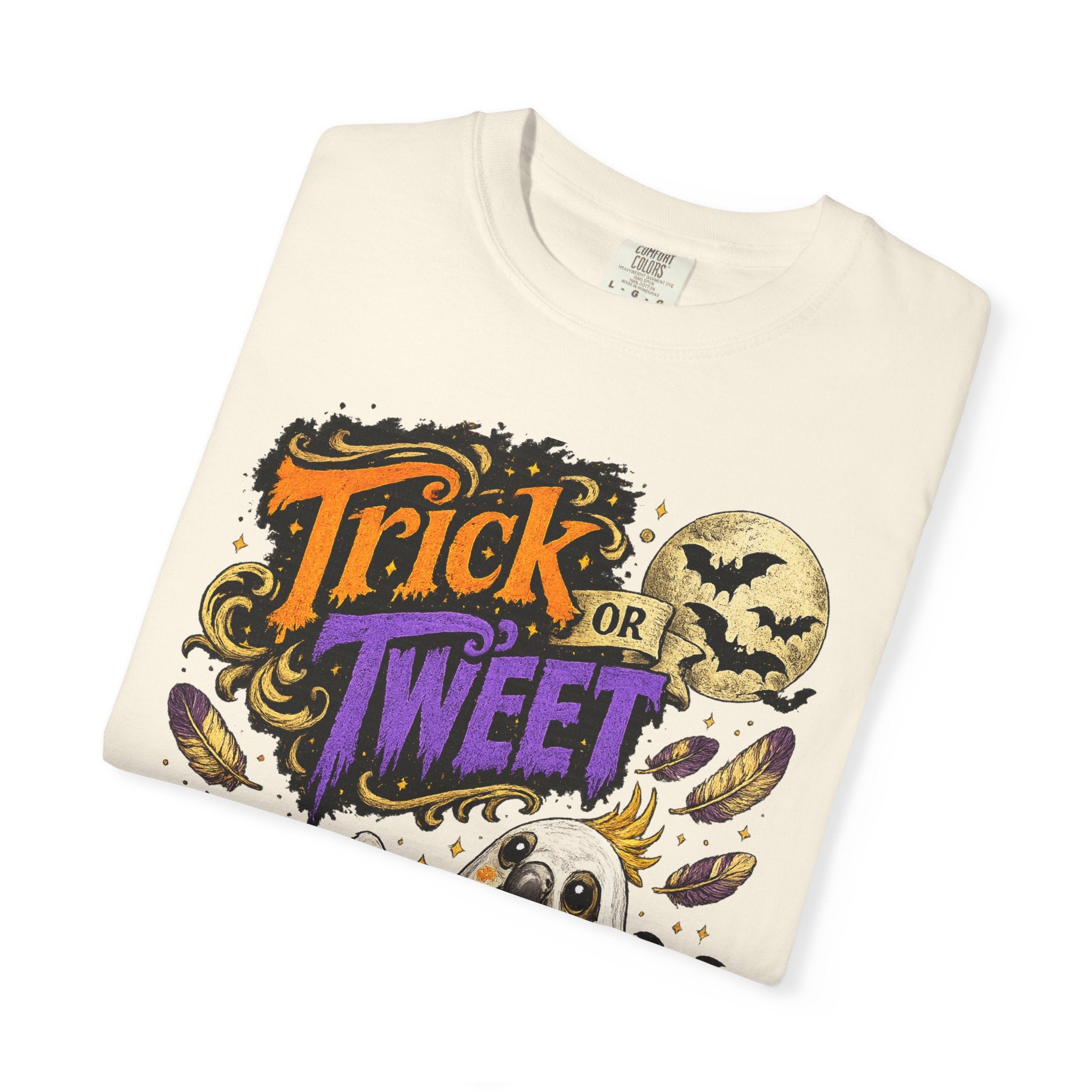 Trick or Tweet Ghost Bird Halloween T-Shirt | Funny Parrot & Bird Lover Tee