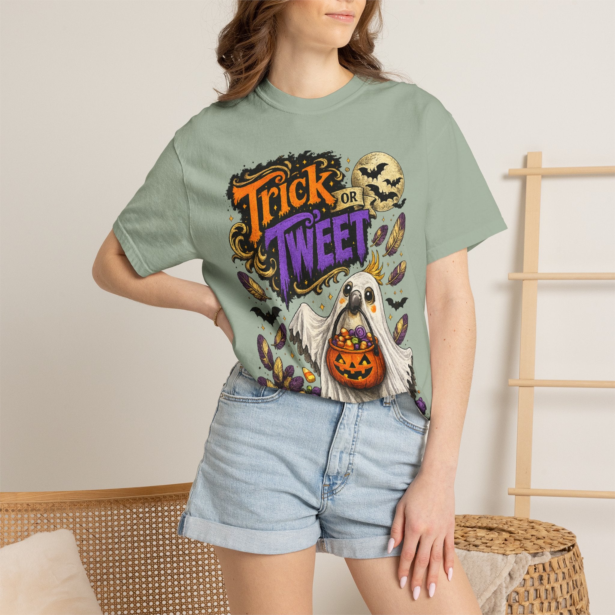 Trick or Tweet Ghost Bird Halloween T-Shirt | Funny Parrot & Bird Lover Tee